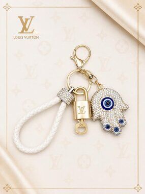 LV Authentic Gold Padlock 🔒 Key Set w/ Unbranded Evil Eye Keychain Charm